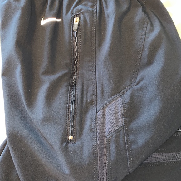 Nike Dri-Fit workout pants - Picture 8 of 8
